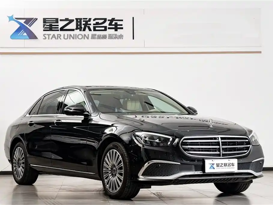 Mercedes-Benz E-Class 2023 — фото 6