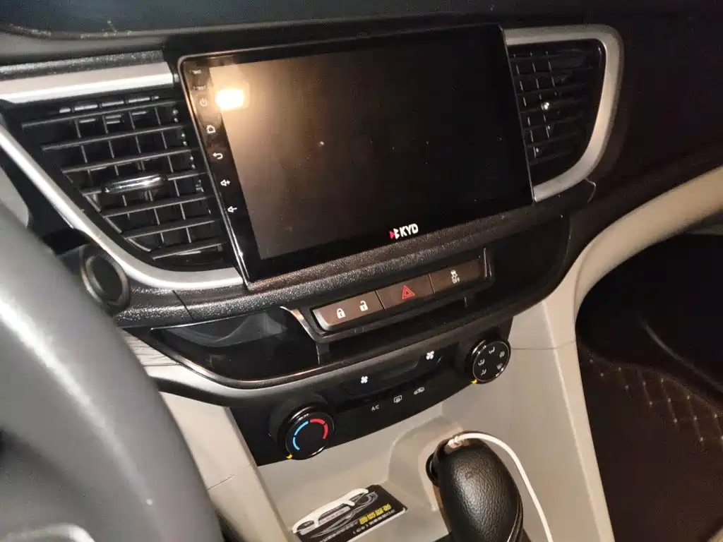 Buick Excelle GT 2018 — фото 14