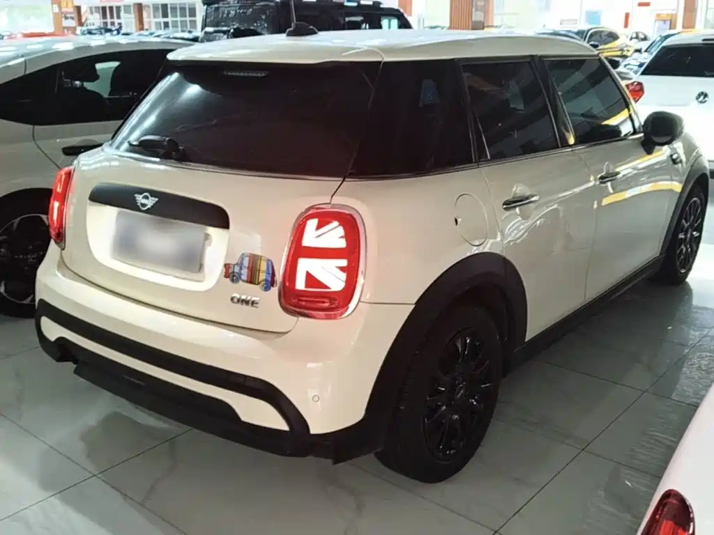 MINI MINI 2021