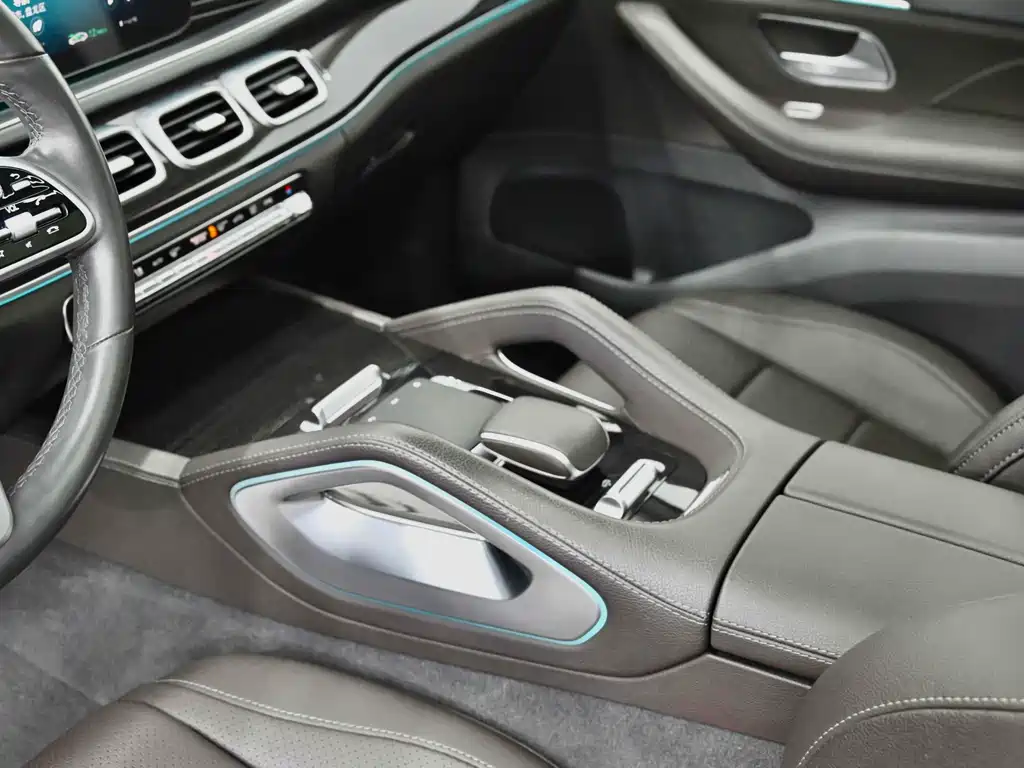 Mercedes-Benz GLE 2020 — фото 19