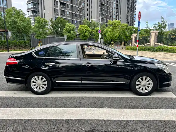 Nissan Teana 2010