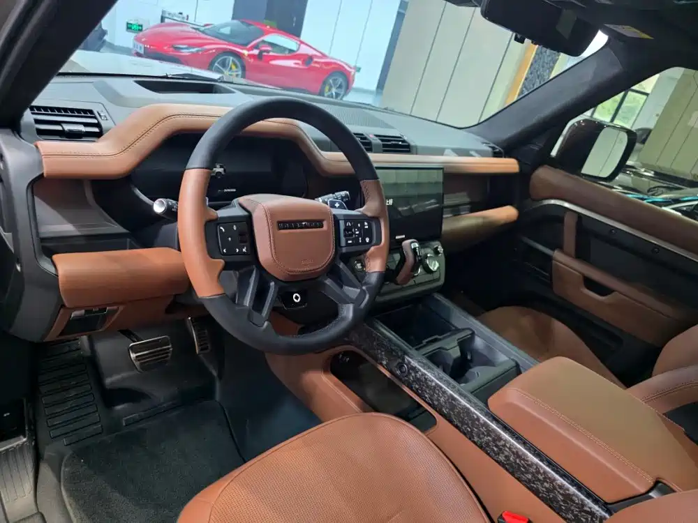Land Rover Defender 2026