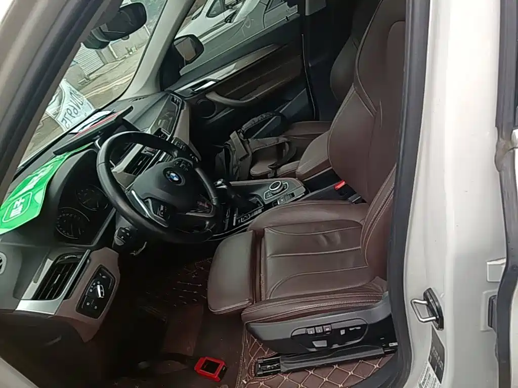 BMW X1 2019 — фото 15