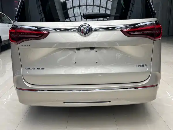 Buick GL8 2022