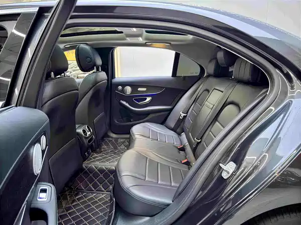 Mercedes-Benz C-Class 2021
