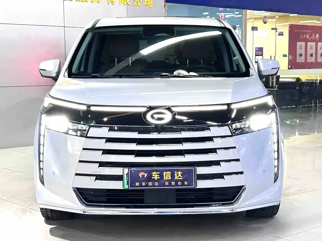 GAC Trumpchi E8 PHEV 2024 — фото 3