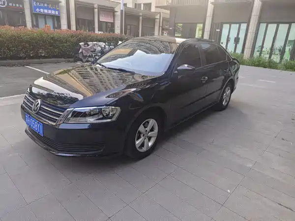 Volkswagen Lavida 2015