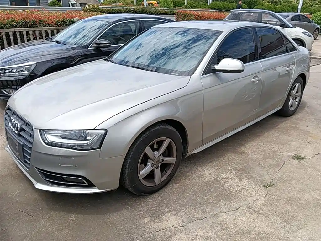 Audi A4L 2015 — фото 2