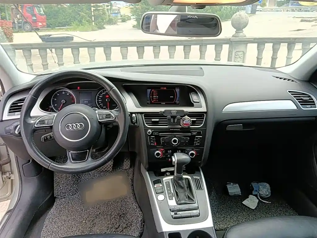 Audi A4L 2015 — фото 10