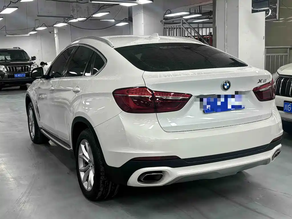 BMW X6 2016 — фото 6