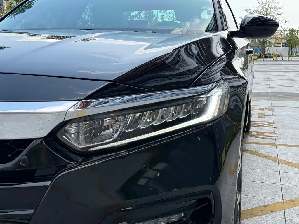 Honda Accord 2020 — фото 19