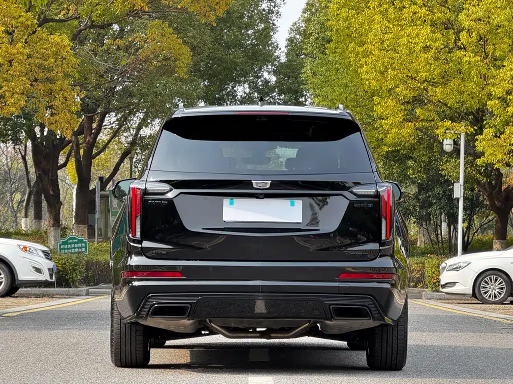 Cadillac XT6 2025 — фото 17