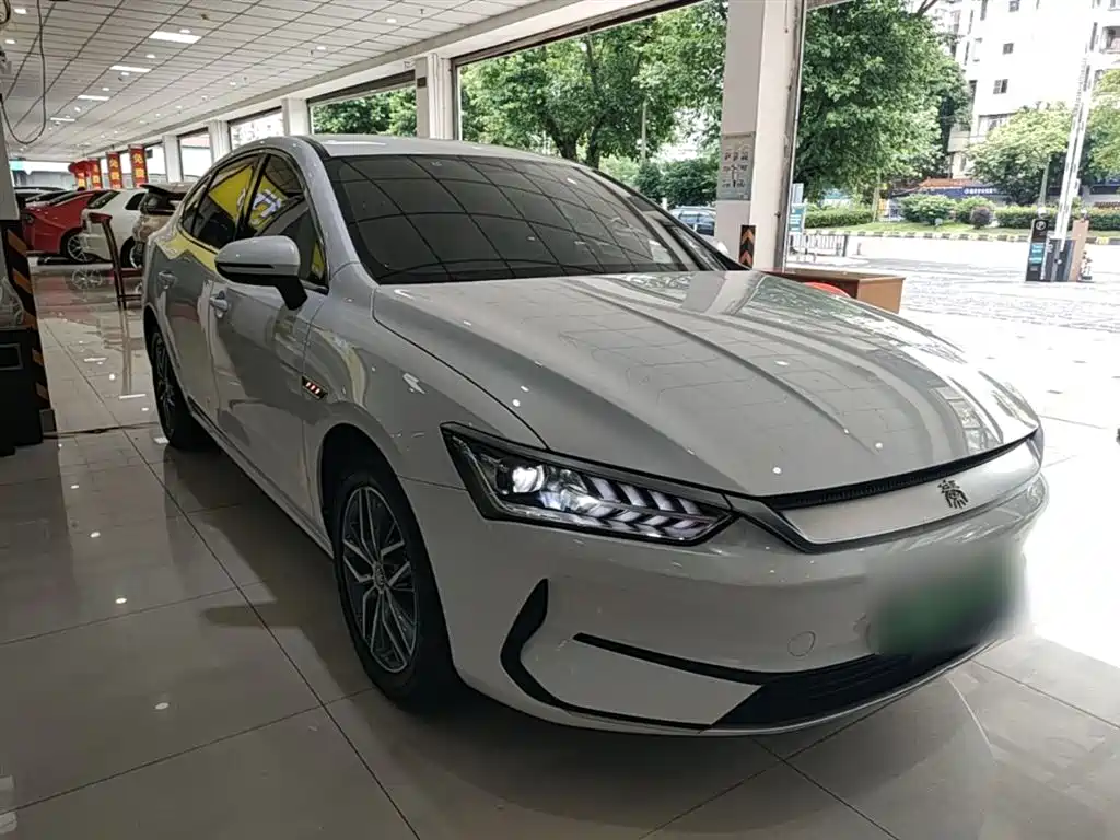 BYD Qin PLUS 2023 — фото 4