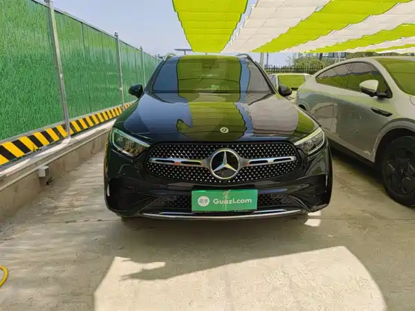 Mercedes-Benz GLC 2023