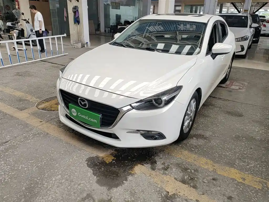 Mazda 3 Axela 2017 — фото 2