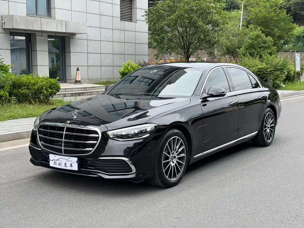 Mercedes-Benz S-Class 2025 — фото 1