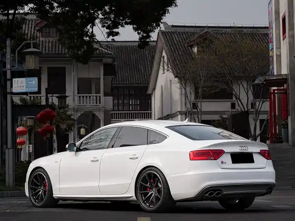 Audi S5 2012