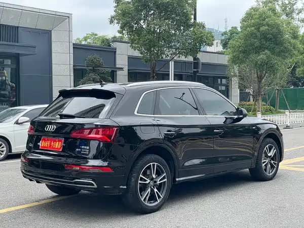Audi Q5L 2018