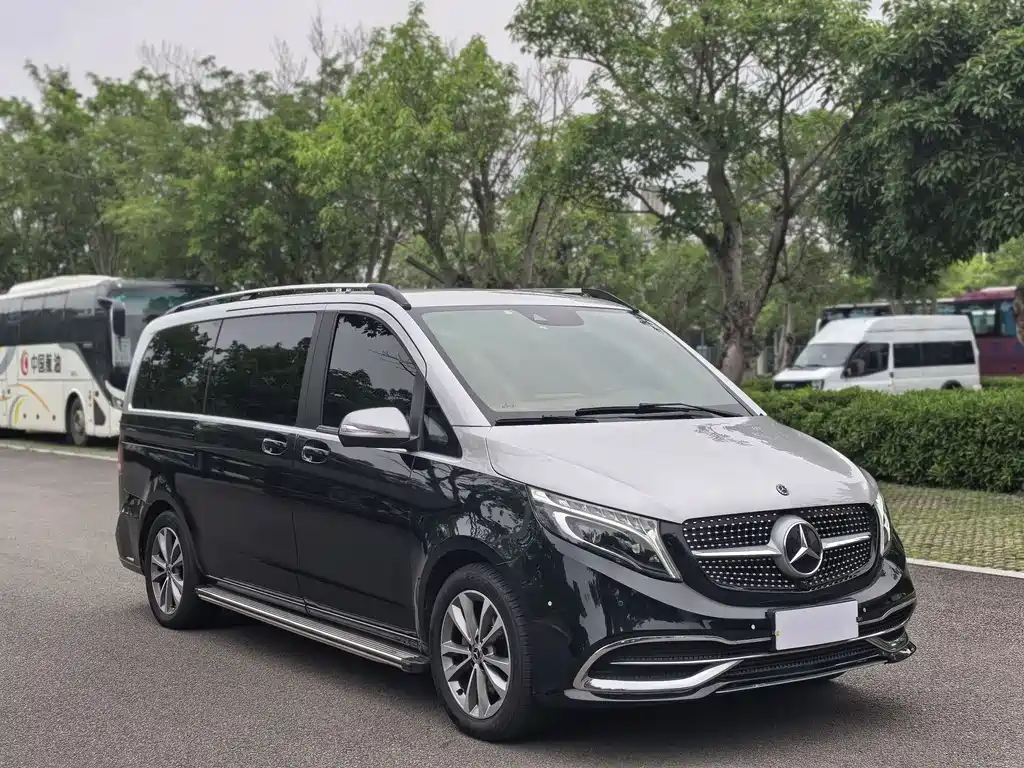 Mercedes-Benz V-Class 2022 — фото 3