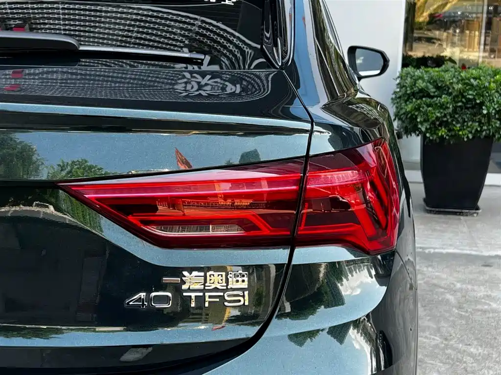 Audi Q3 Sportback 2021 — фото 8