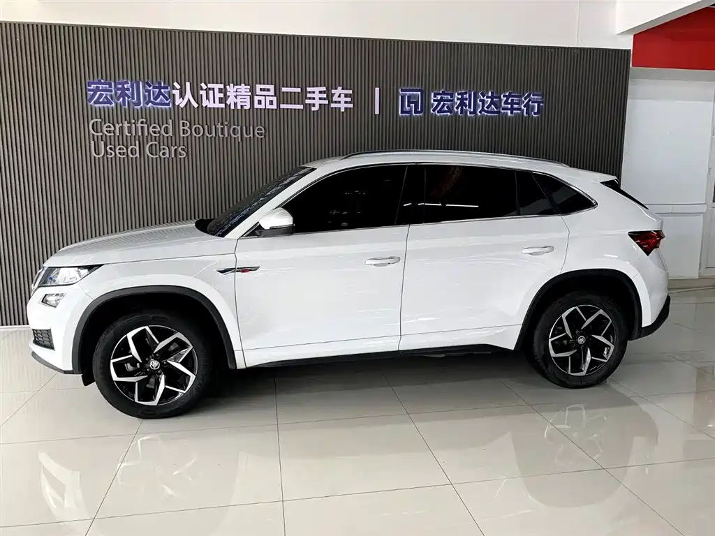Skoda Kodiaq GT 2020 — фото 10