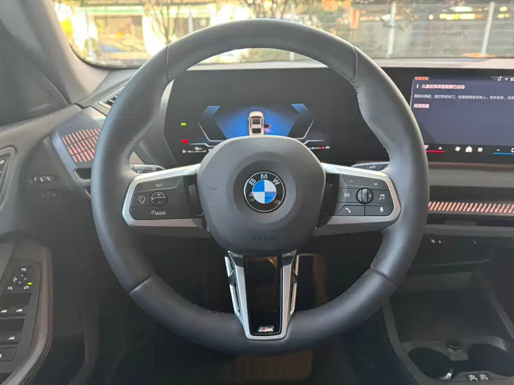 BMW 2 Series 2025 — фото 12