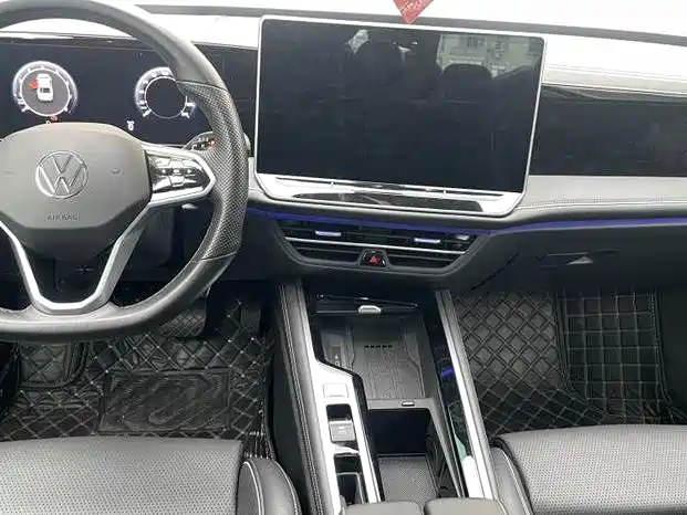 Volkswagen Magotan 2024