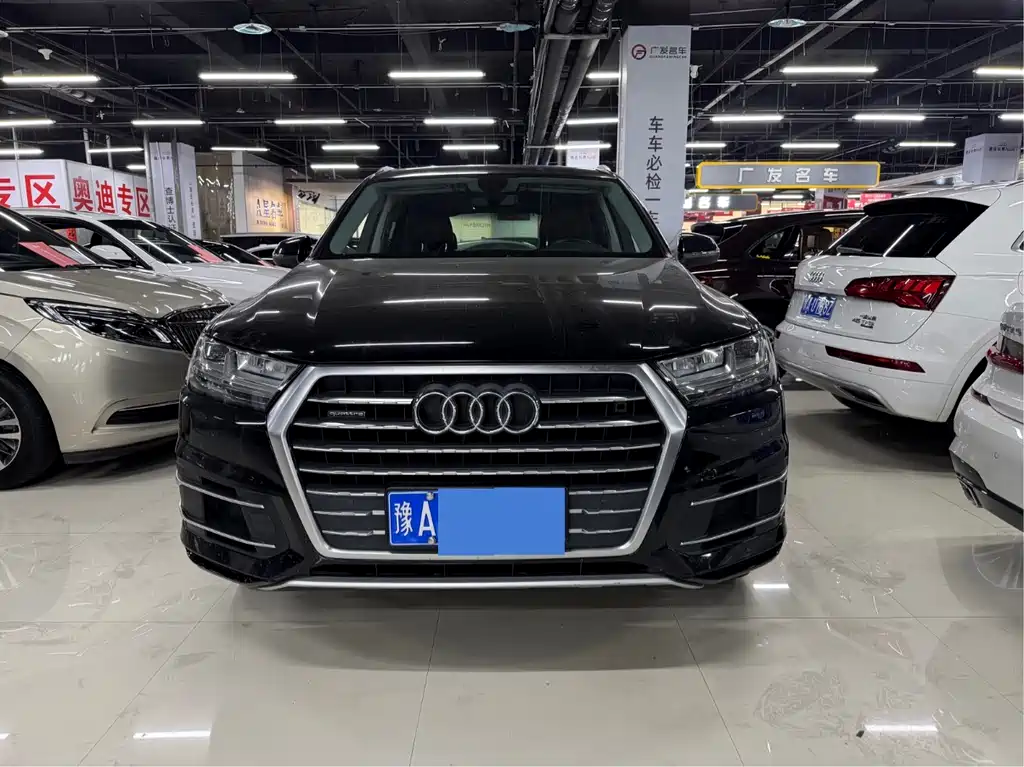 Audi Q7 2019 — фото 4