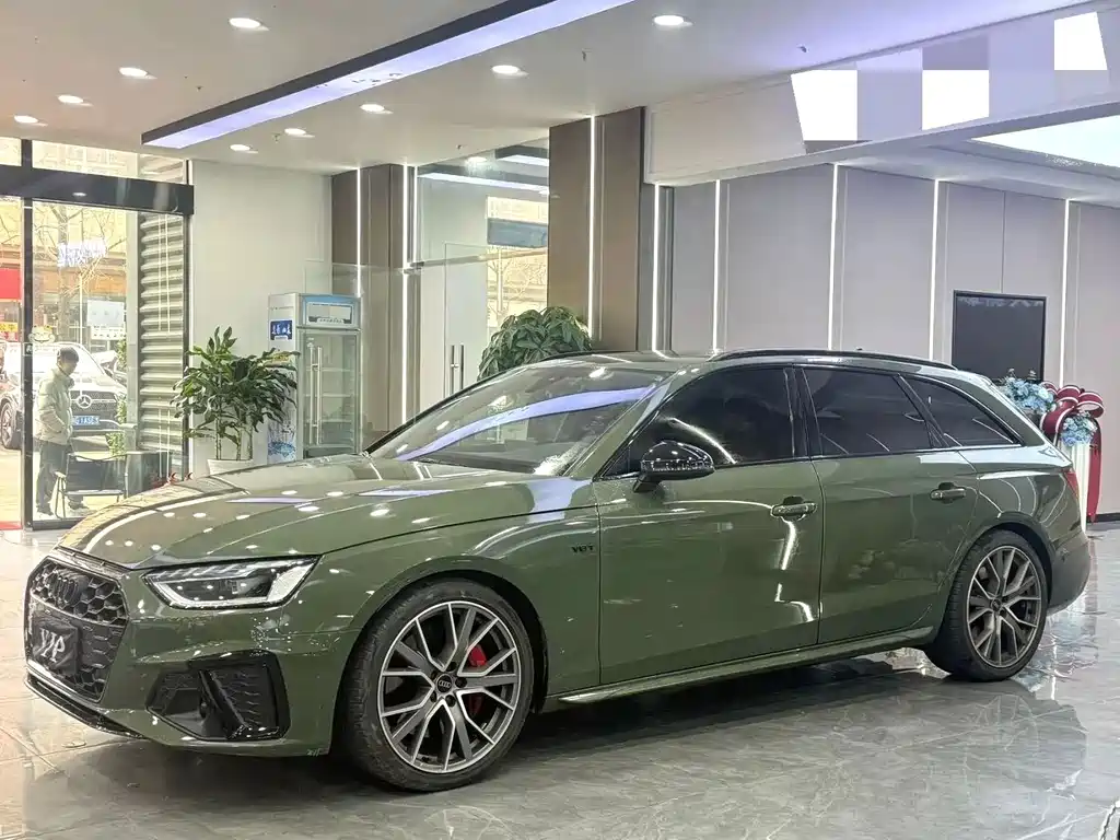 Audi S4 2023