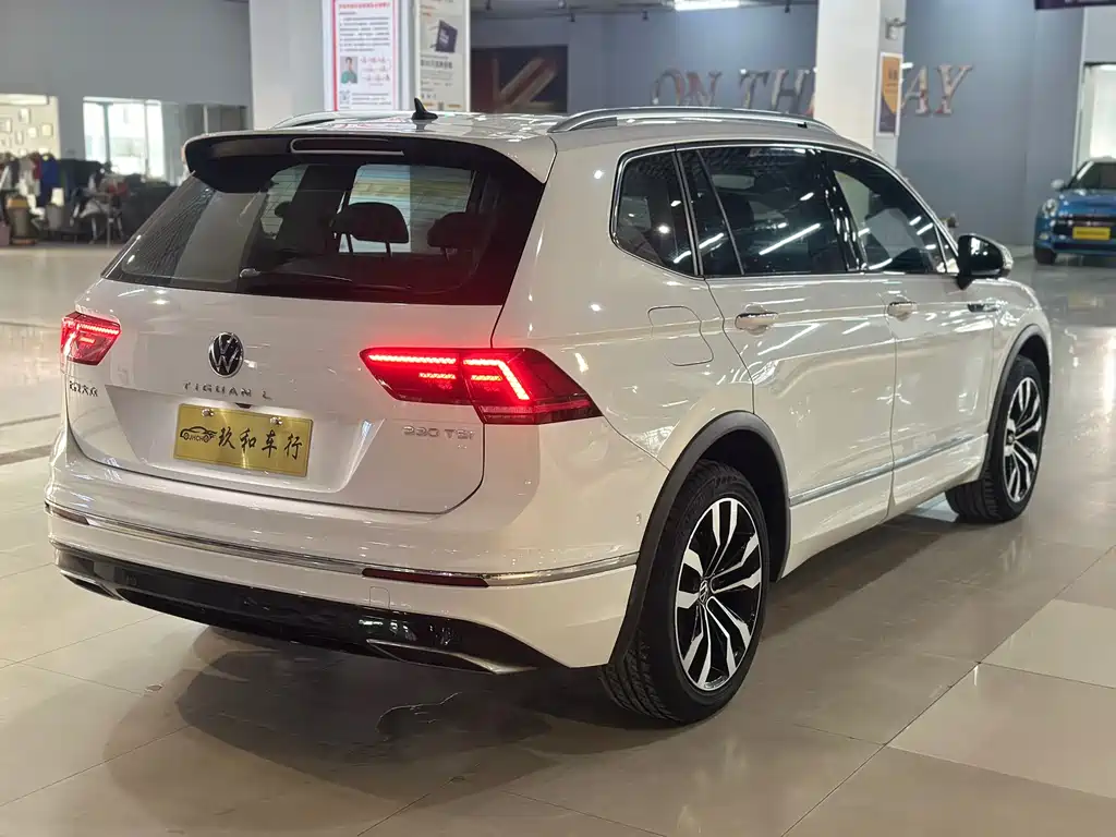 Volkswagen Tiguan L 2020 — фото 6