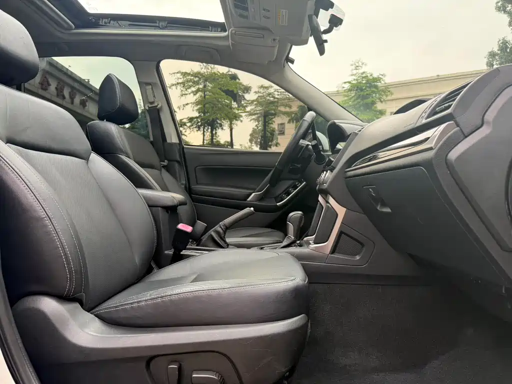Subaru Forester 2018 — фото 14
