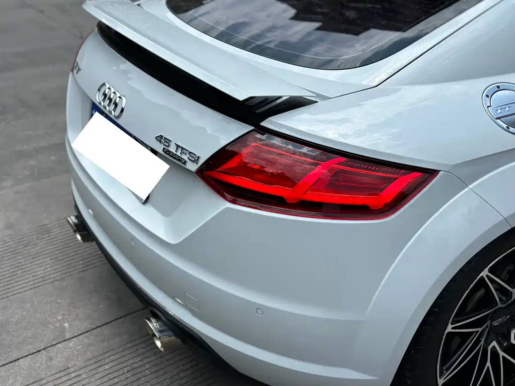 Audi TT 2016 — фото 13
