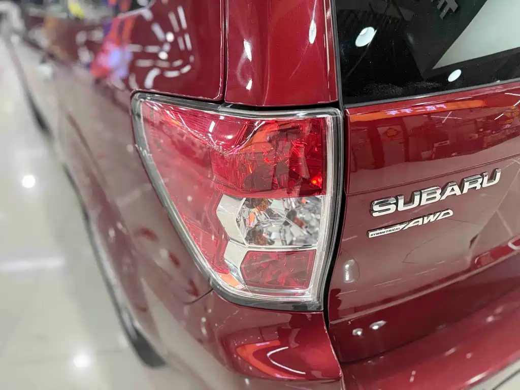 Subaru Forester 2011 — фото 22