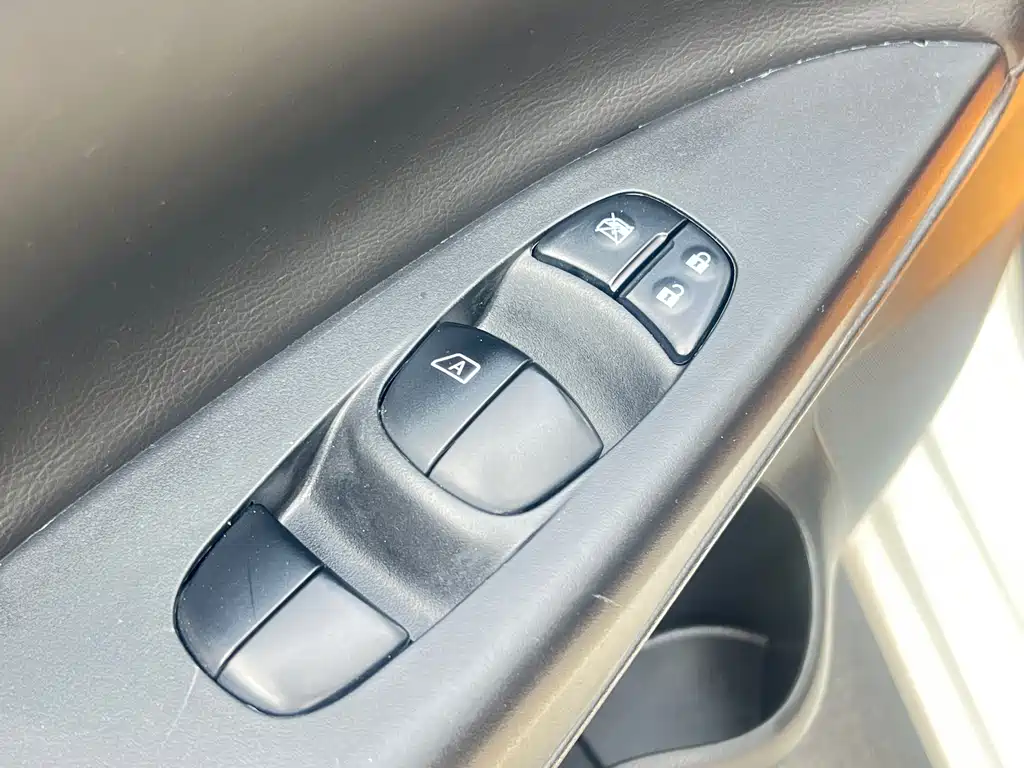 Nissan Sylphy 2023 — фото 21