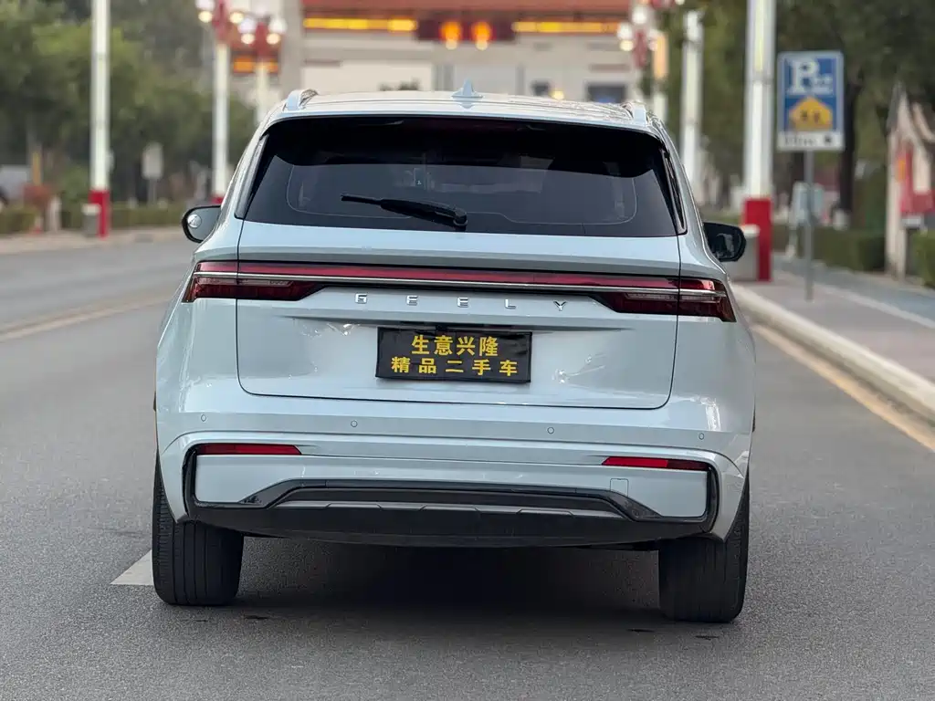 Geely Xingyue L 2022 — фото 13