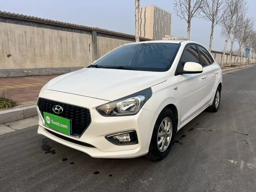 Hyundai Accent 2019 — фото 2