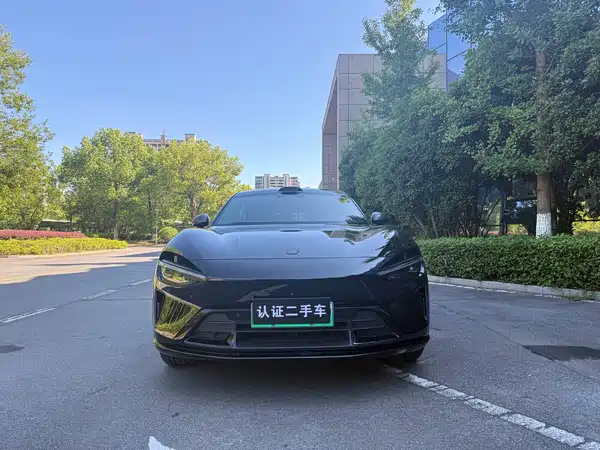 Xiaomi YU7 2025