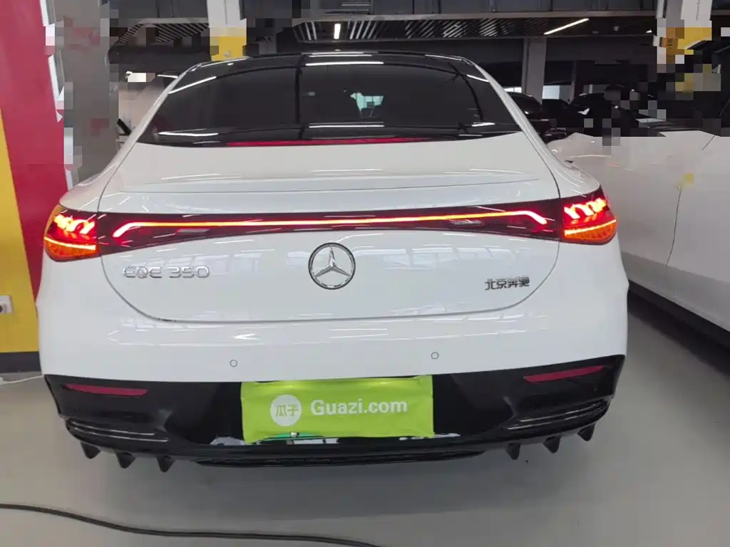 Mercedes-Benz EQE 2025