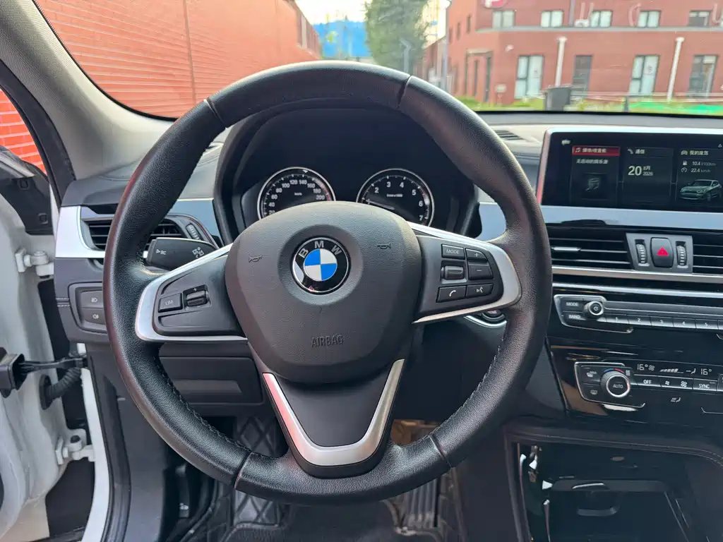 BMW X2 2019 — фото 9