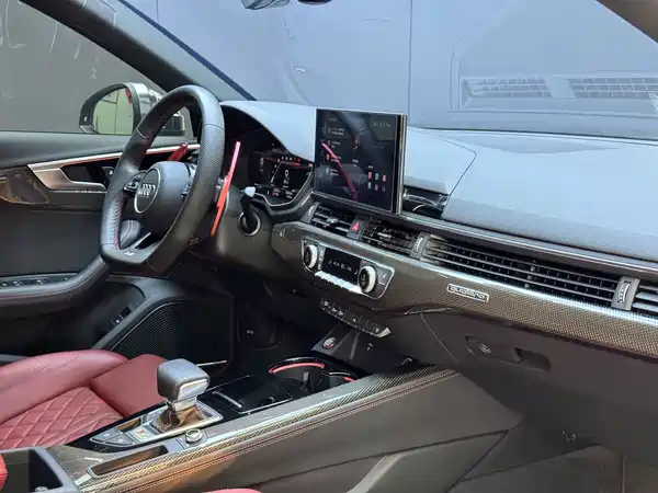 Audi S4 2023