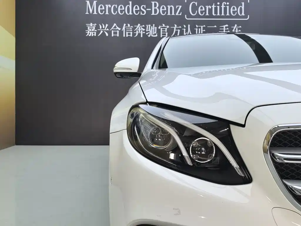 Mercedes-Benz E-Class 2020 — фото 33