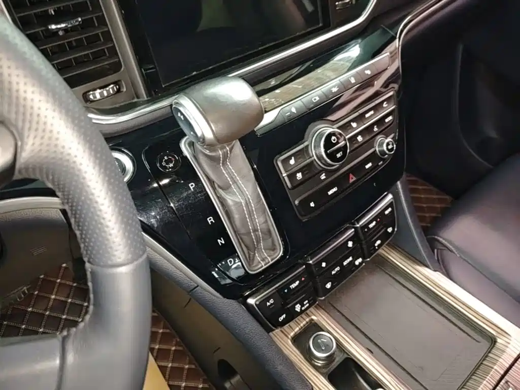 GAC Trumpchi M8 2019 — фото 14