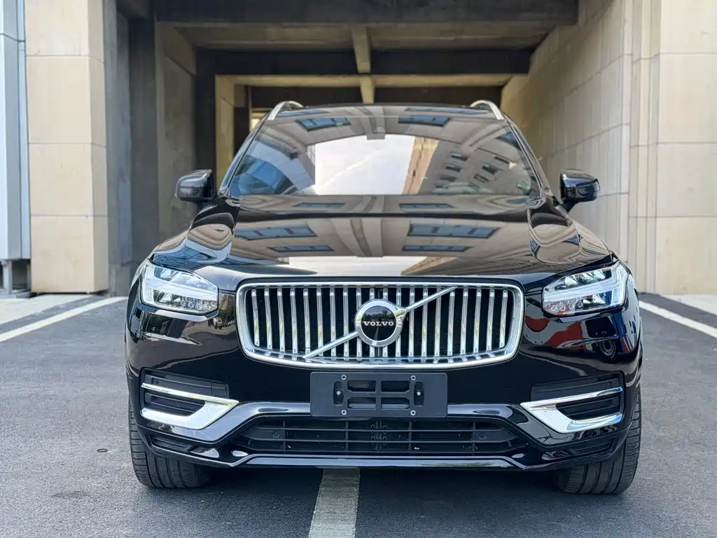 Volvo XC90 2022 — фото 2
