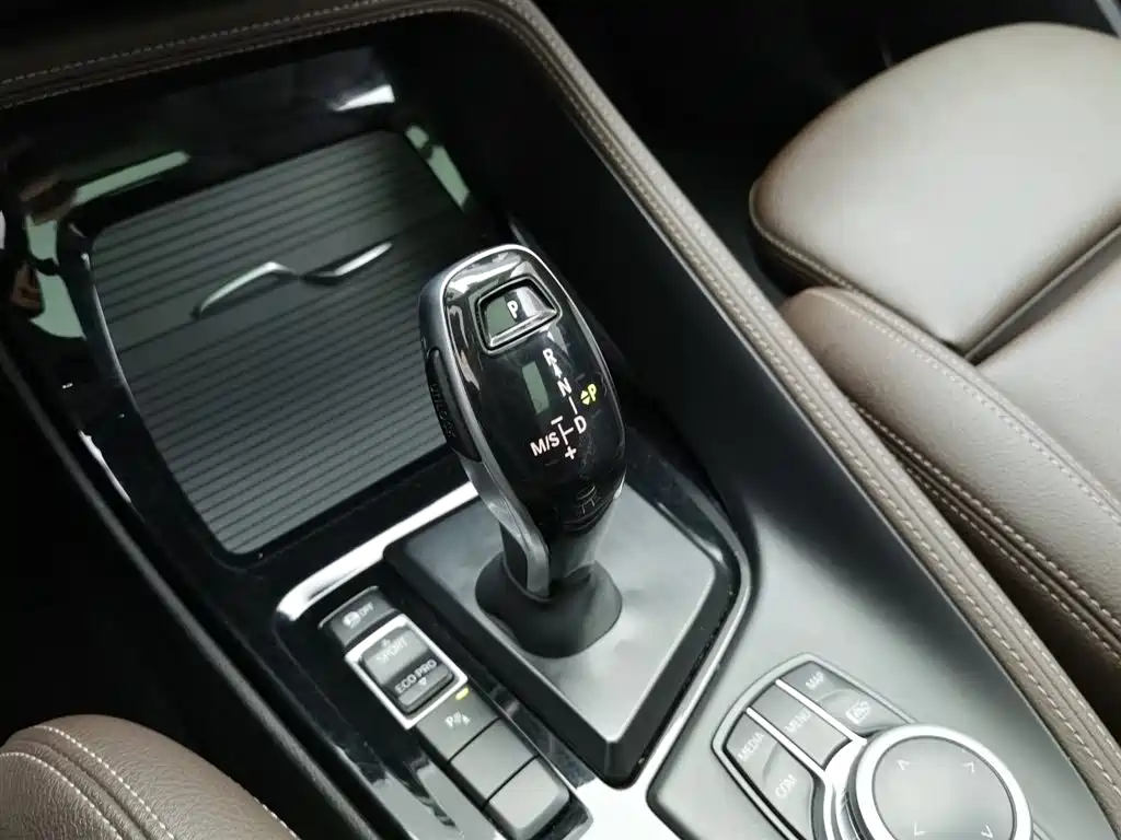 BMW X1 2021 — фото 13