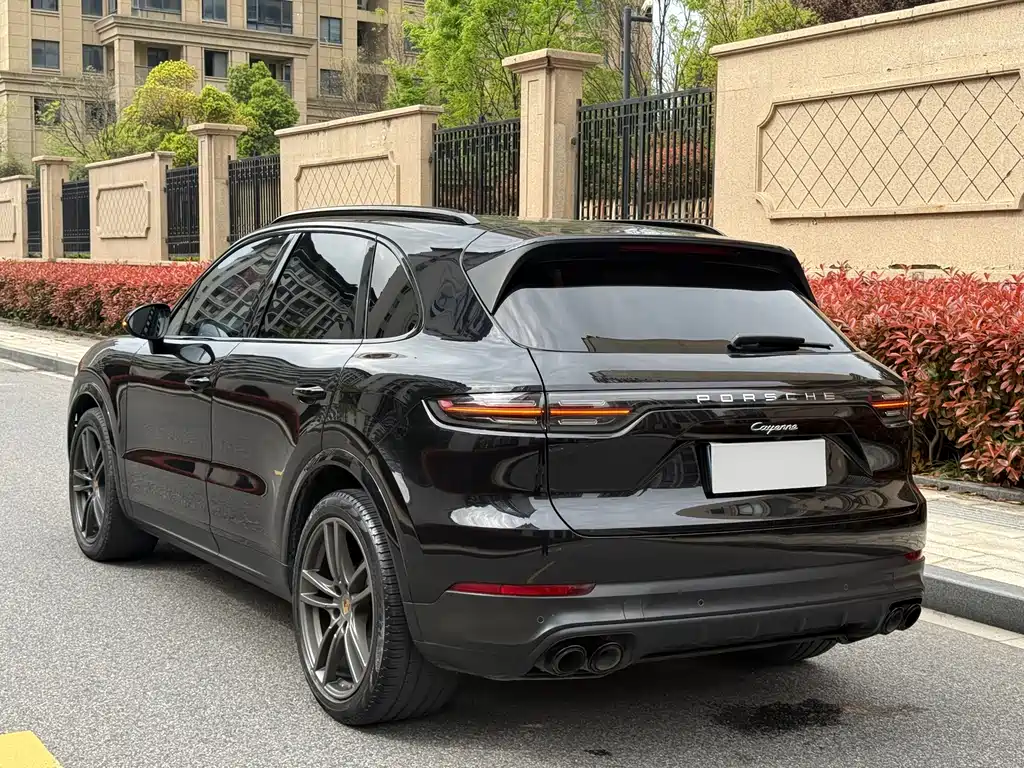 Porsche Cayenne 2020