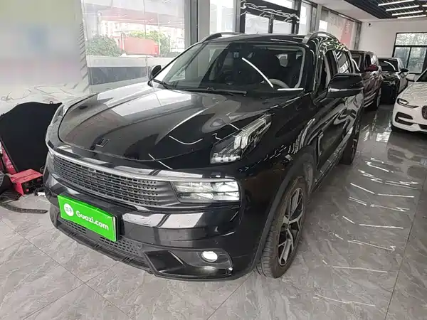 Lynk & Co 01 EM-P 2019