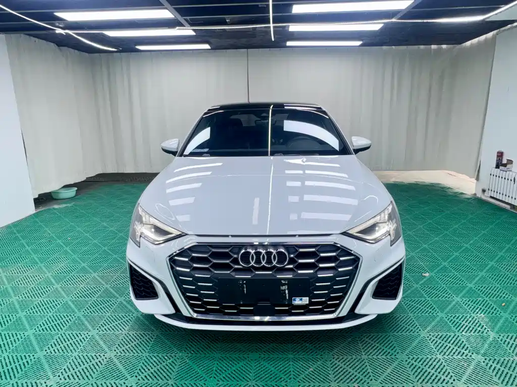 Audi A3 2022 — фото 2