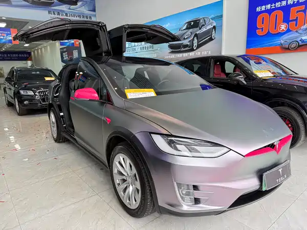 Tesla Model X 2016