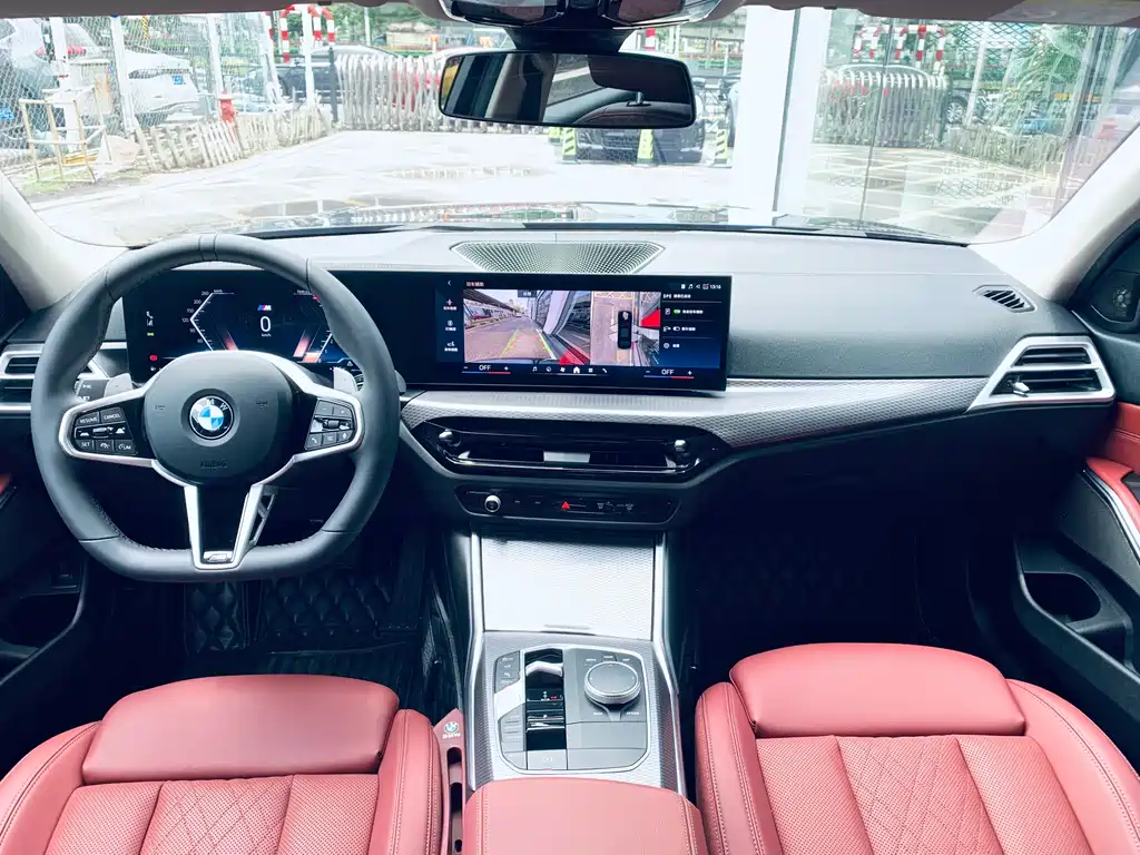 BMW 3 Series 2025 — фото 12