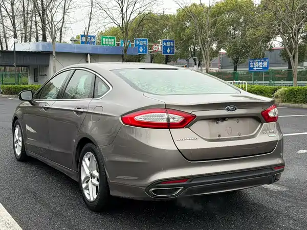 Ford Mondeo 2013
